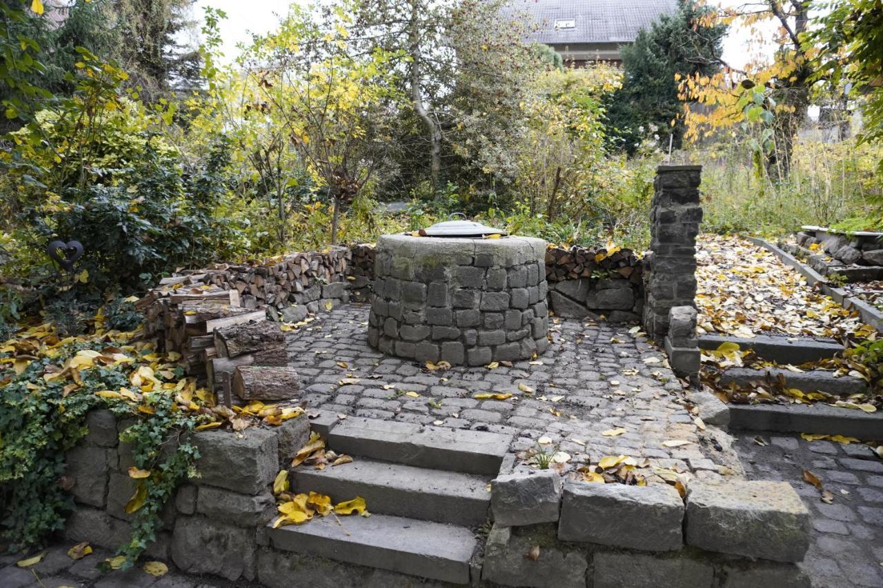 Apartamento Hedwigs Hexenhaeuschen Kruft Exterior foto